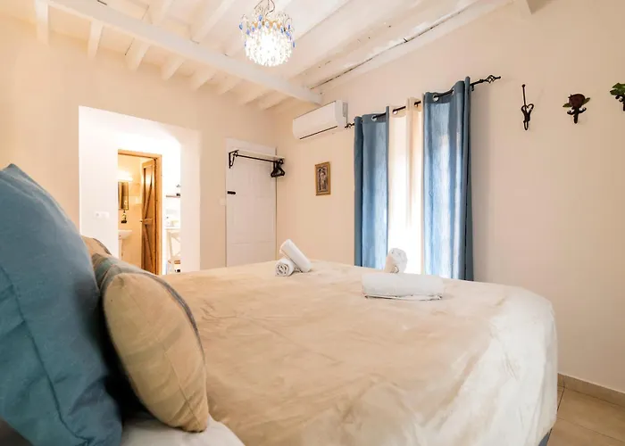 Kristina's 3* Rhodes City