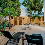 Kristina's Aparthotel