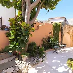 Kristina's Aparthotel Rhodes City