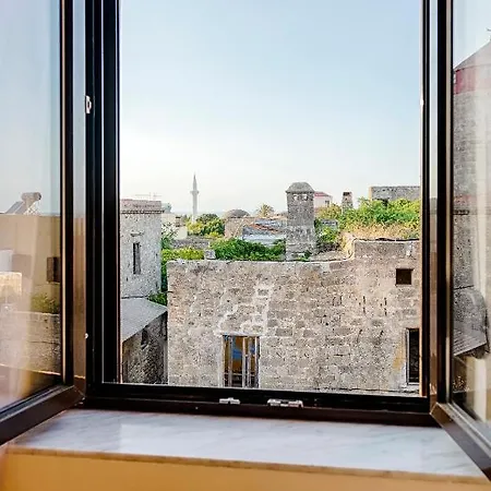 Kristina's Apartahotel