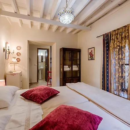 Kristina´s 3* Rhodes City